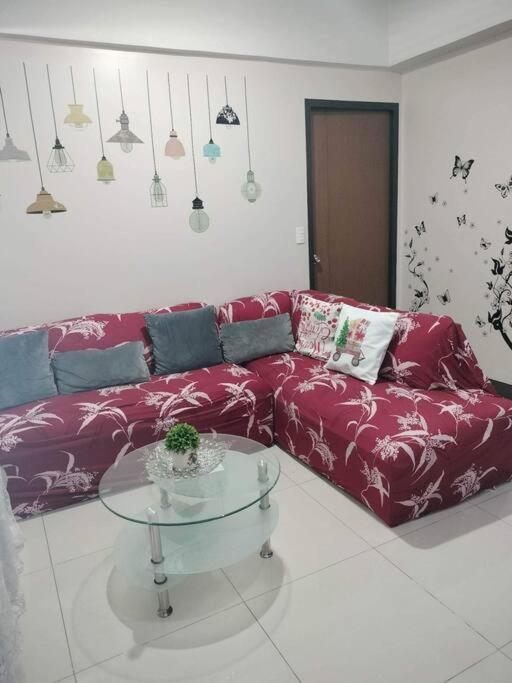 Cubao Manhattan Heights, Unit 8Bc Tower B, 1 Br Manila Exterior foto